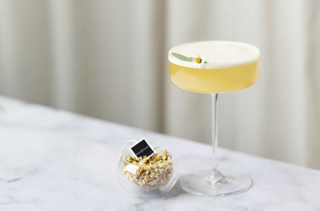 AVANTCHA Organic Chamomile Blossoms in Lucidity Mocktail 